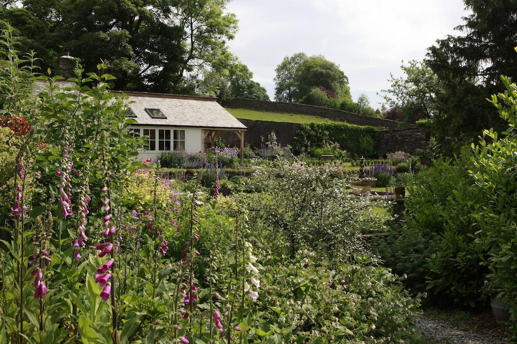 Beechmount Country House Near Sawrey Bagian luar foto
